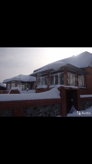 Коттедж 280 м² на участке 10 сот.