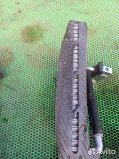 Радиатор кондиционера салонный Mitsubishi Lancer