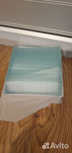 Стеклышки для микроскопа