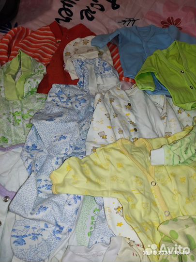 Одежда для девочки пакетом 0-3 месяца