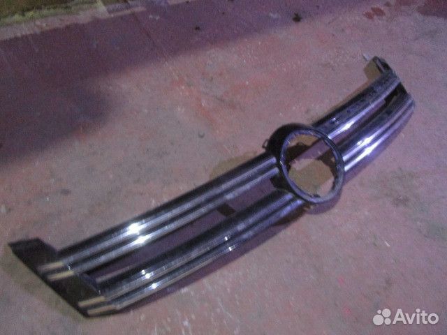 Накладка на решетку радиатора VW Tiguan 2011-2016