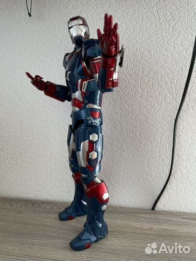 Hot Toys Iron Man 3 Iron Patriot 1/6