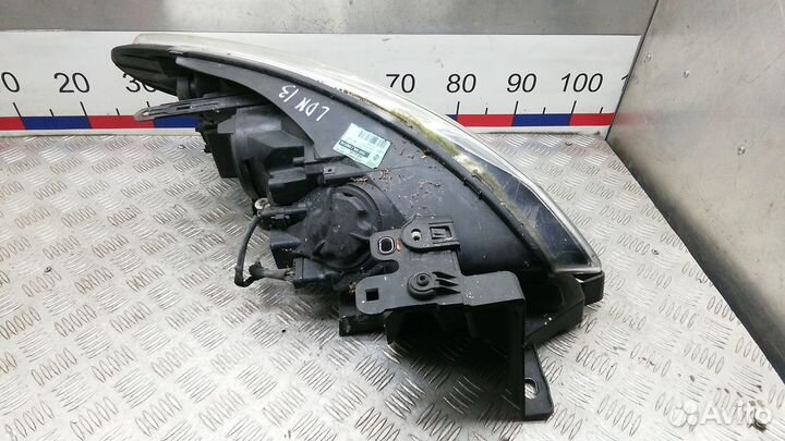 Фара Renault Fluence (2009-2013)