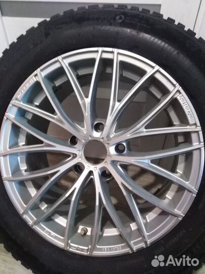 Michelin X-Ice North 4 235/55 R17 103T