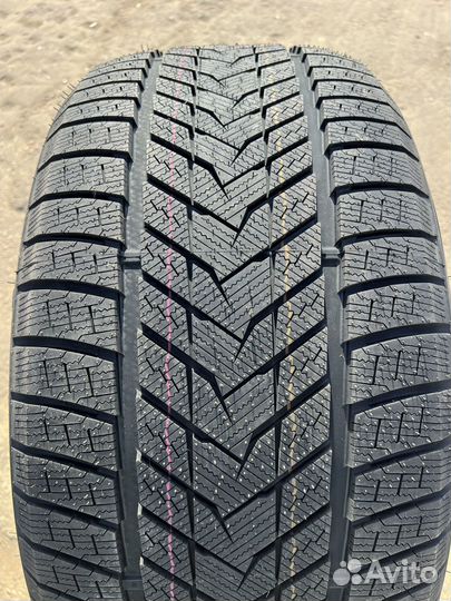 iLink SnowGripper II 245/40 R19 и 275/35 R19 149T