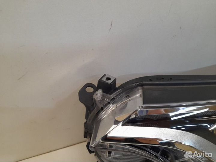 Фара левая Toyota Rav4 45 2016-2019