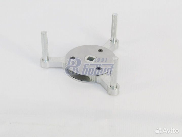 Съемник масляных фильтров трехлапый самозажимной 9