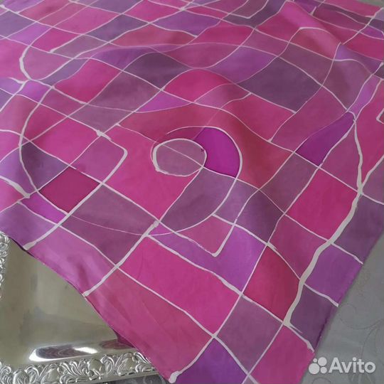 Красивый винтажный платок Батик