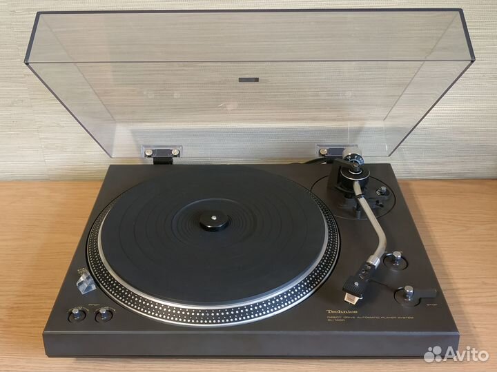 Проигрыватель винила Technics SL-1400 Japan