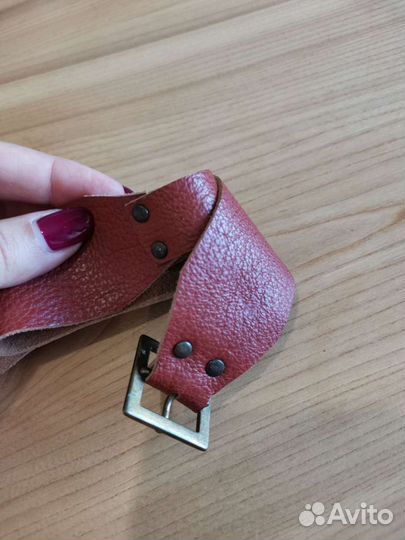 Кожаный браслет