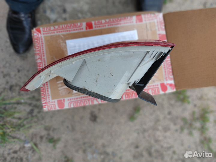 Задний левый фонарь ford mondeo 4