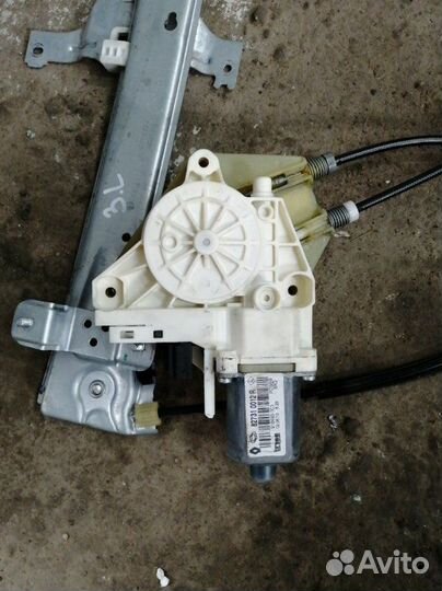 Мотор стеклоподъемника задний левый Renault