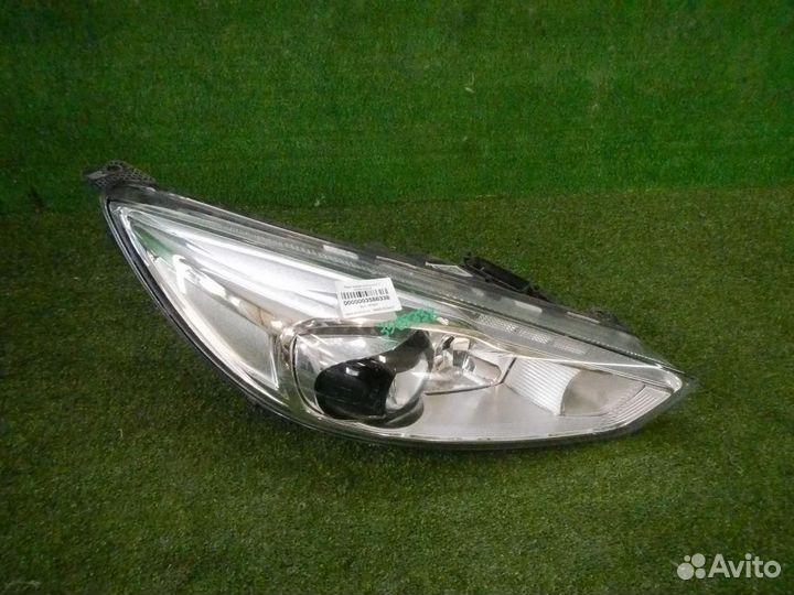 Фара правая Ford Focus/Focus RS/Focus ST