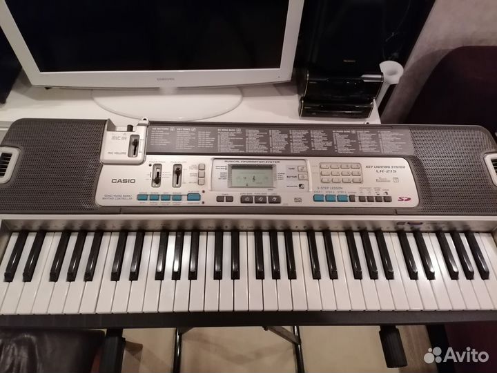 Синтезатор. Casio