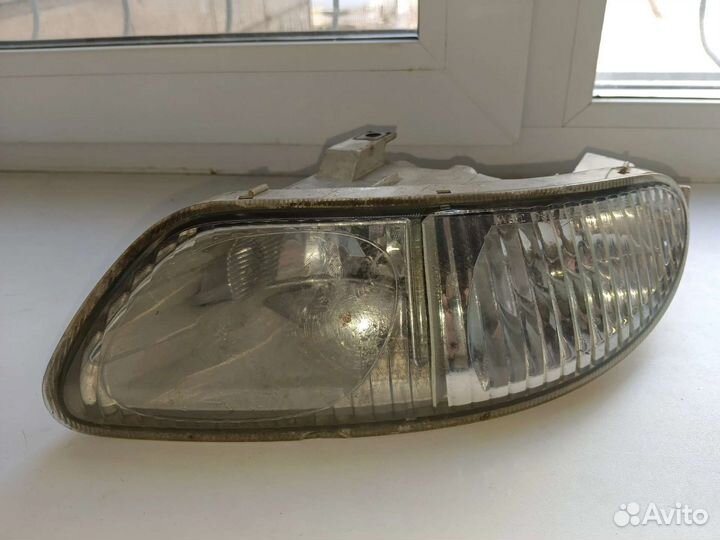 Противотуманная фара Nissan Cefiro A33