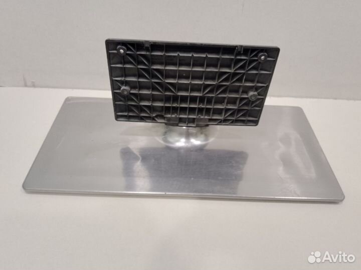 Подставка под телевизор