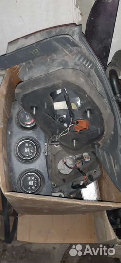 Двери на hyundai elantra HD