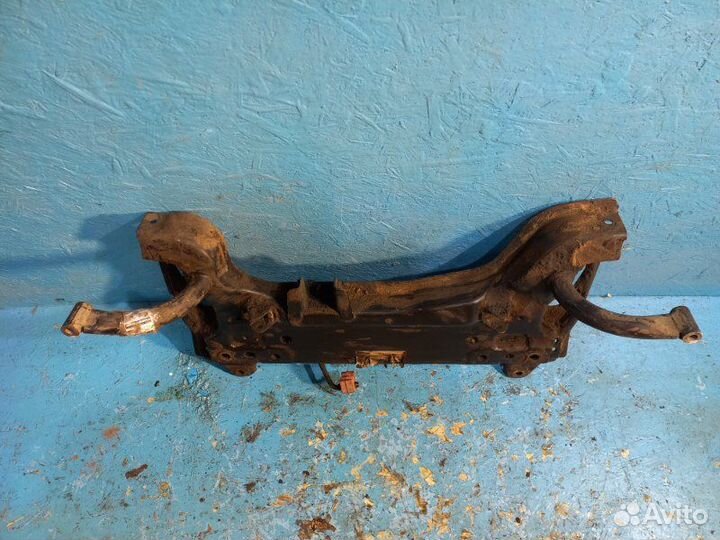 Подрамник Ford Fusion