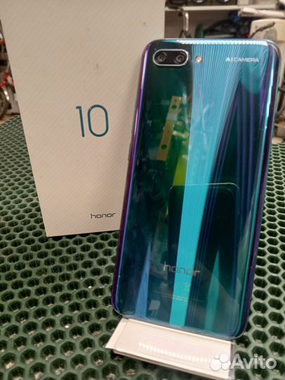 HONOR 10, 4/64 ГБ