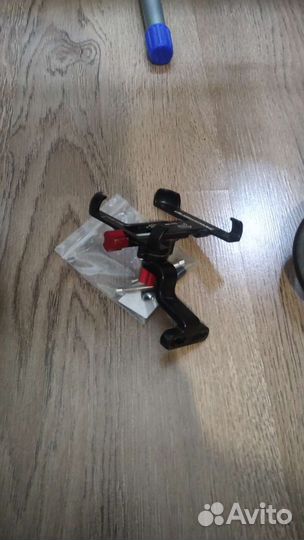 Крепление телефона на руль