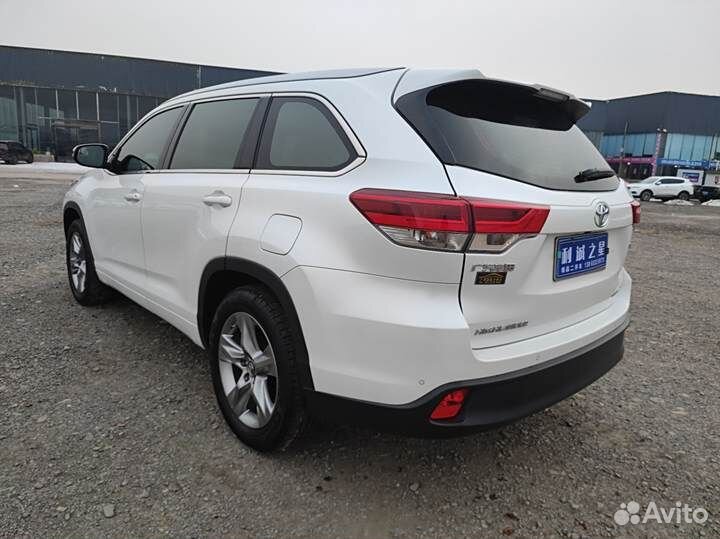 Toyota Highlander 2.0 AT, 2021, 28 000 км