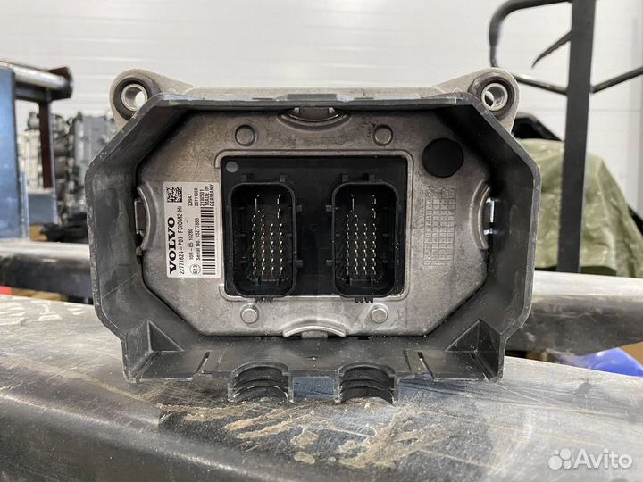 Блок света fciom Volvo FH4 21855896