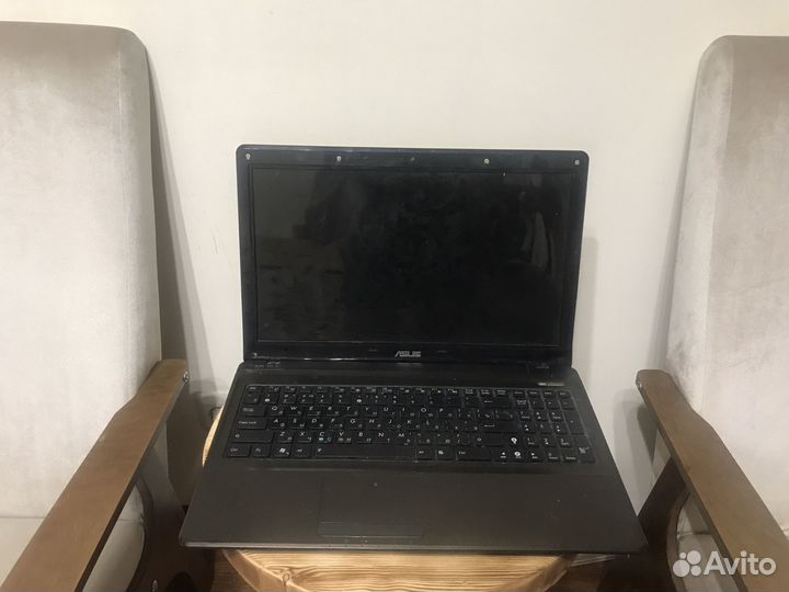 Ноут Asus X52D шустрая рабочая лошадка