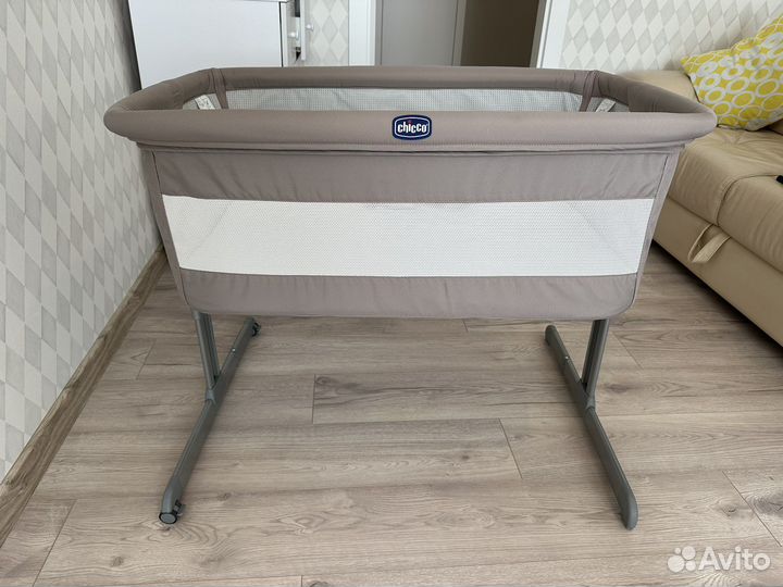 Колыбель приставная chicco next2me