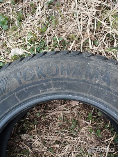 Yokohama Ice Guard Stud IG55 235/65 R17