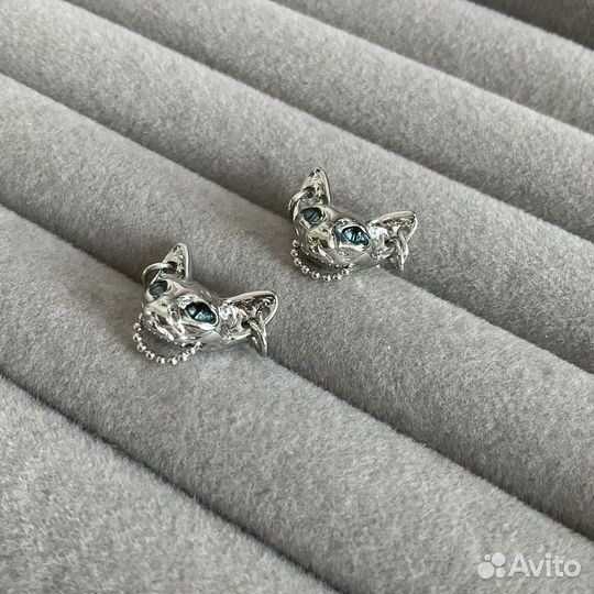 Серьги кошка с пирсингом