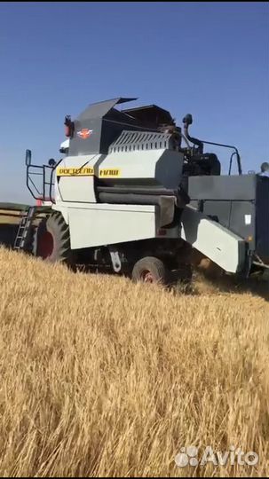 Комбайн Ростсельмаш РСМ-101 Вектор, 2004
