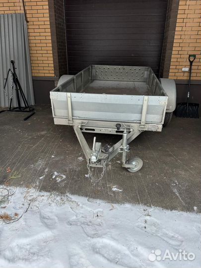 Прицеп легковой