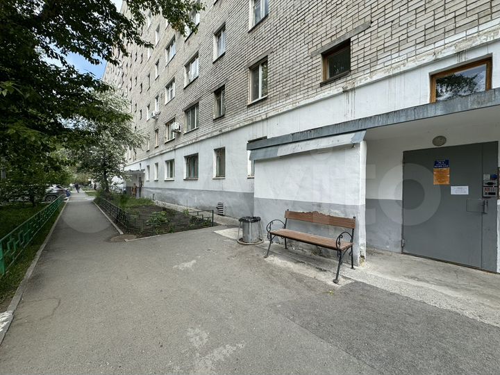 3-к. квартира, 57 м², 1/9 эт.