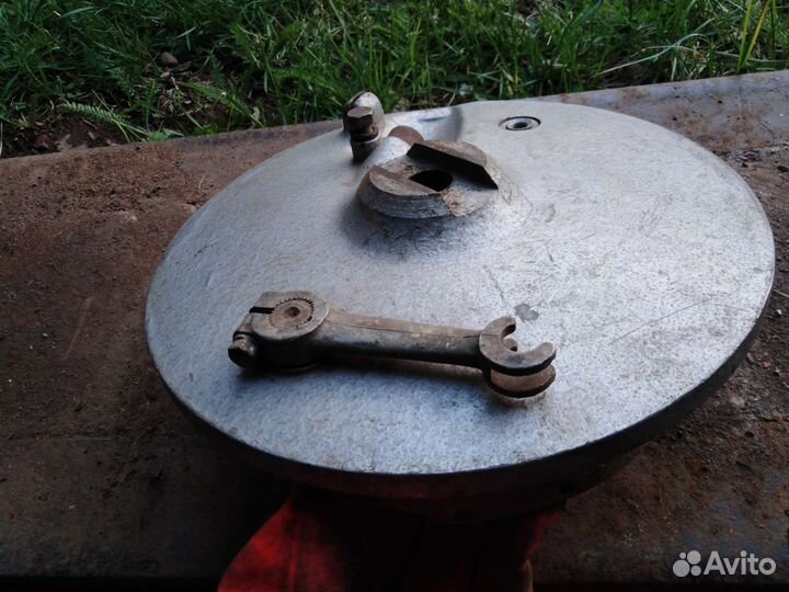 Опорник тормозной щит Иж Юпитер 3 Иж планета 3