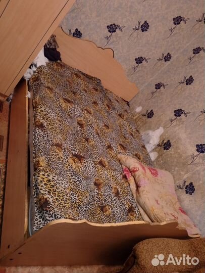 Кровать полуторка с матрасом бу