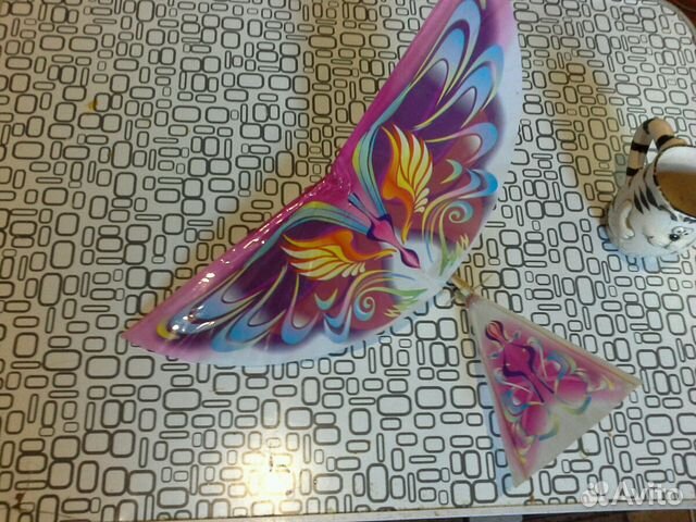 Летающая игрушка