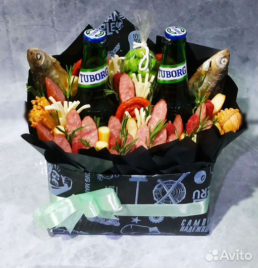 Мужские букеты из колбасы и сыра