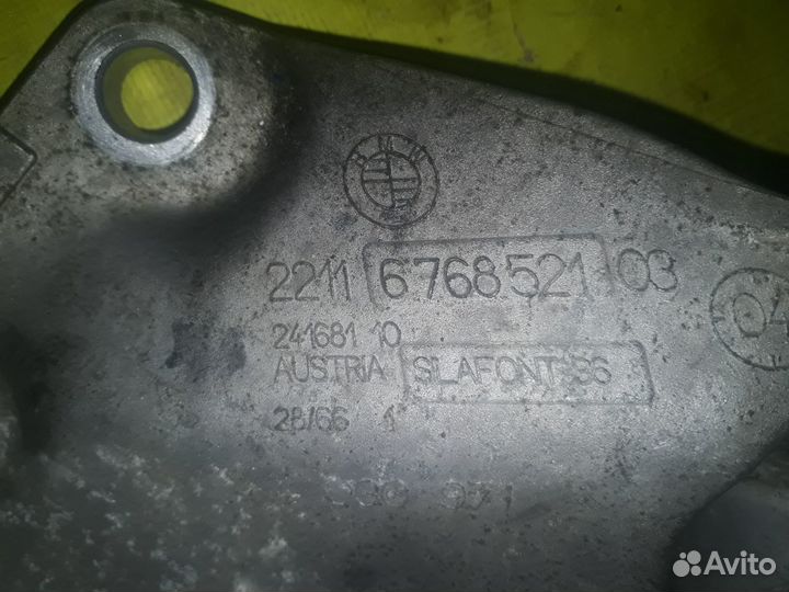 22116768521 Кронштейн двигателя BMW E60 E61