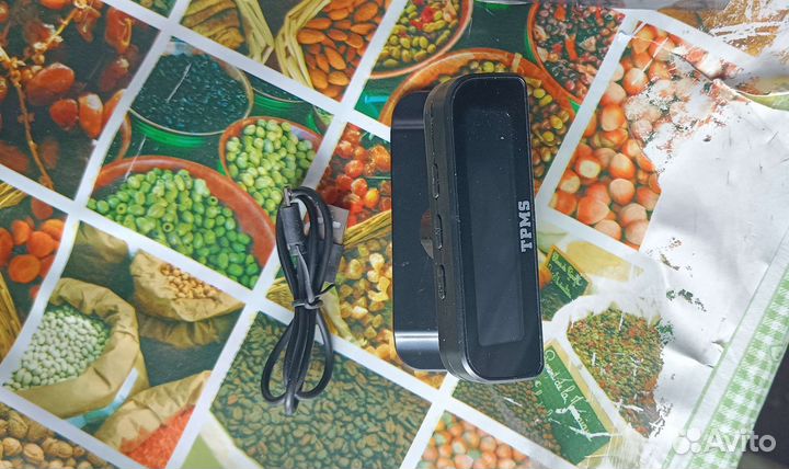 Колпочки с индикатором давления в шинах