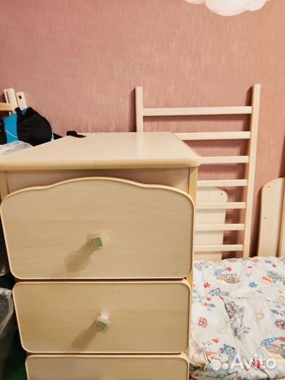 Детская кроватка трансформер с маятником