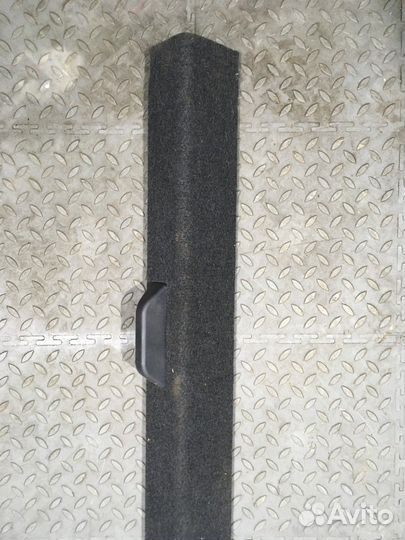 Перегородка багажника (Volkswagen Tiguan)