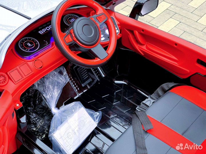 Детский автомобиль машинки