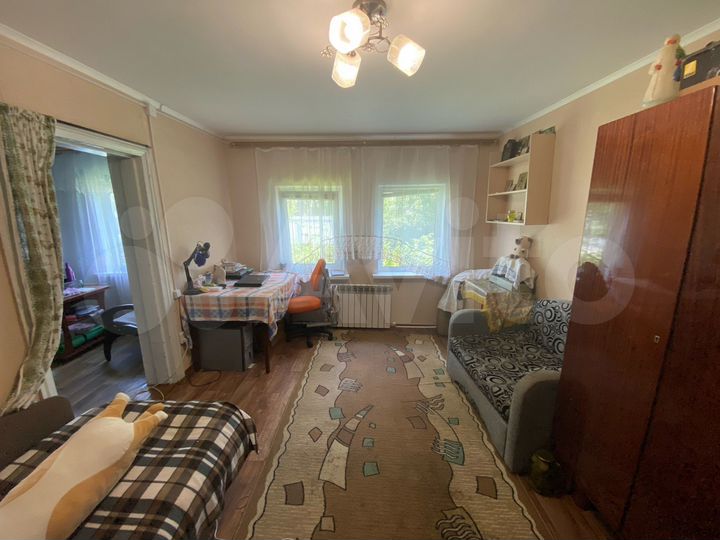 Дом 54 м² на участке 5 сот.