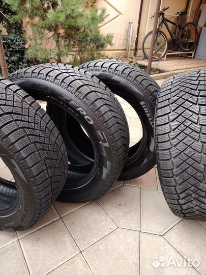 Pirelli Ice Zero 225/55 R17 101H