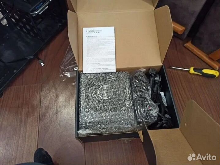 Блок питания be quiet system power 9 700W, новый