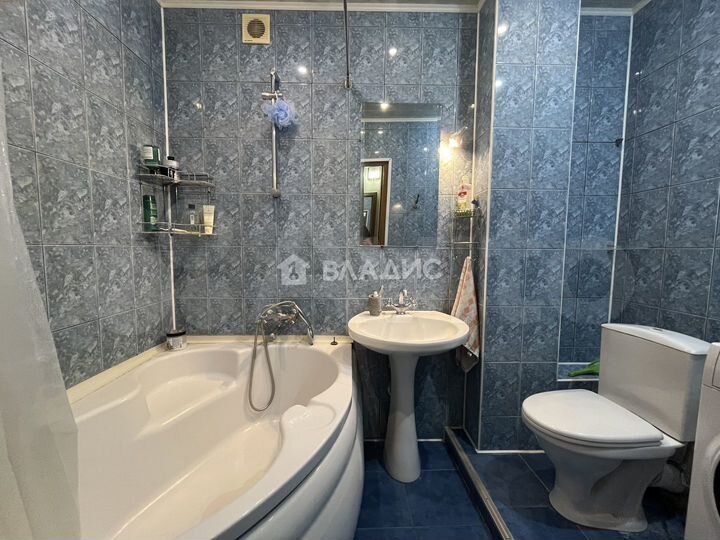 2-к. квартира, 51 м², 3/5 эт.