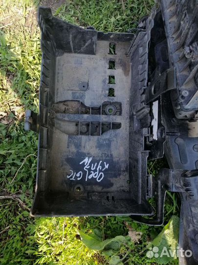 Аккумуляторная Площадка Опель Астра j 1.4