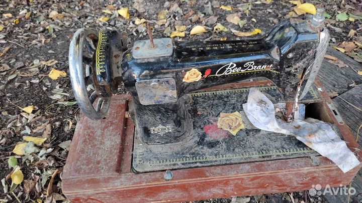 Швейная машина bee