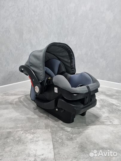 Автомобильное детское кресло от 0 до 18 кг