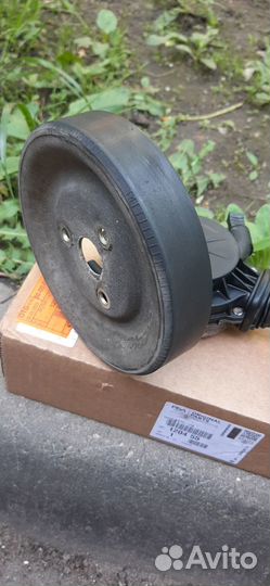 Шкив помпы. peugeot /citroen psa